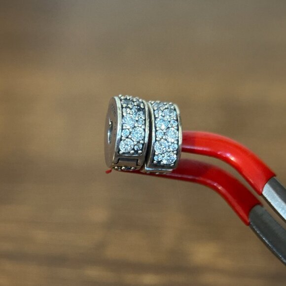 2 Pandora Pave White Cz Shining Elegance Clip Charms - Picture 5 of 5